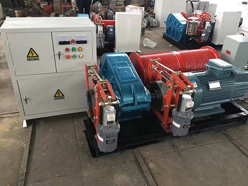 非標定制卷揚機